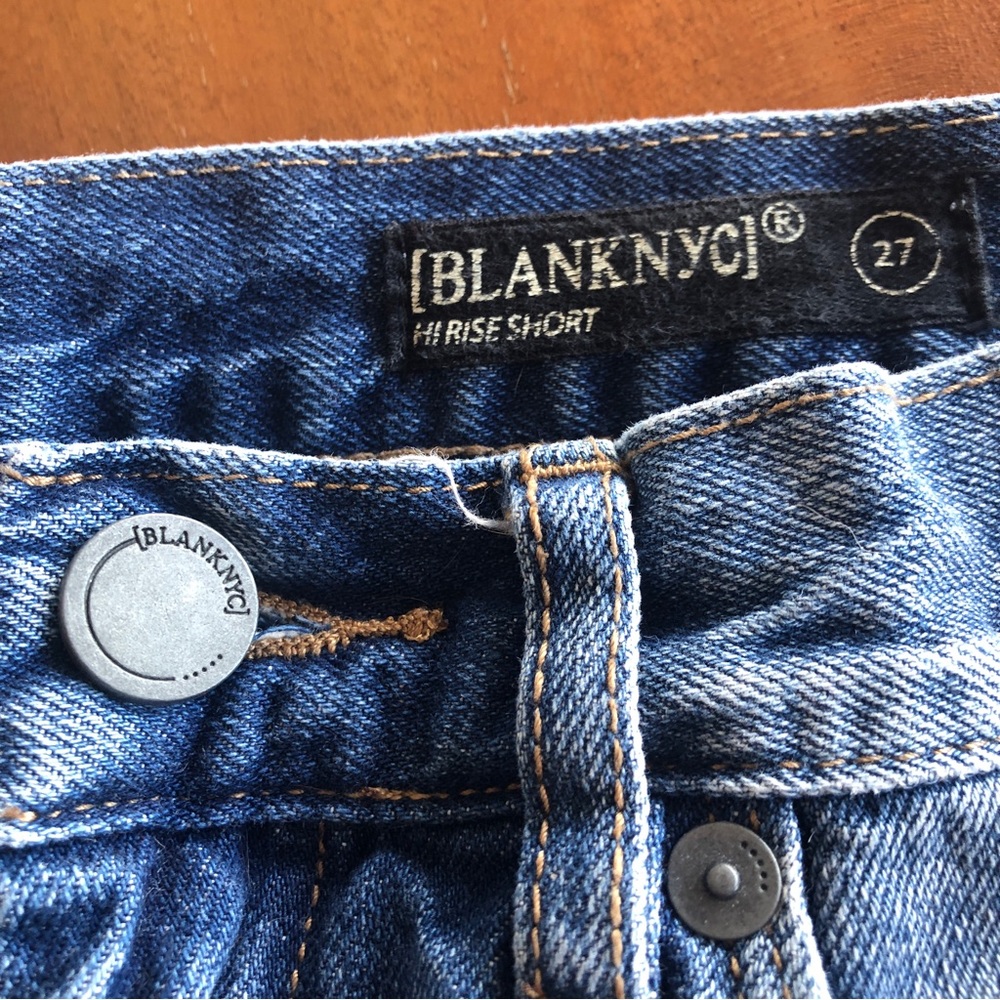Blank NYC‎ Distressed Denim Shorts High Rise Sz 27- EUC - Picture 5 of 6